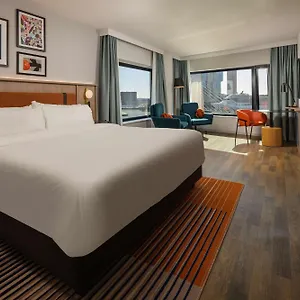 Doubletree By Hilton Centre Hotel