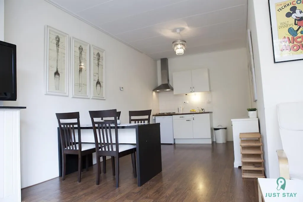 Just Stay - Spacious Apartment Heemskerkstraat Rotterdam