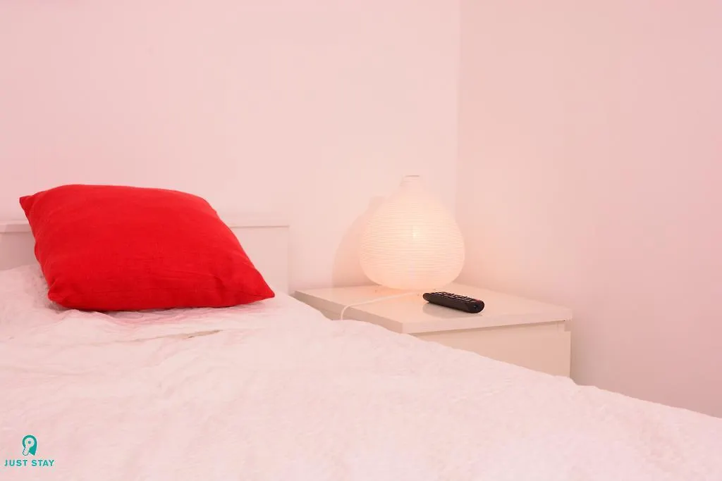 Just Stay - Spacious Apartment Heemskerkstraat Rotterdam
