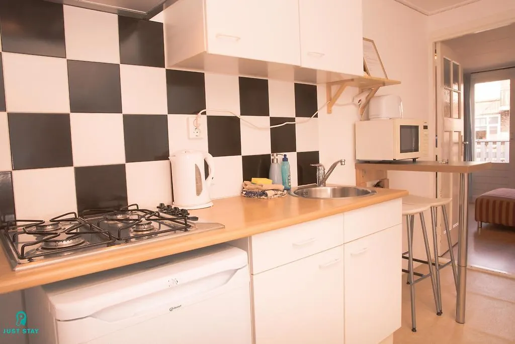 Just Stay - Spacious Apartment Heemskerkstraat Rotterdam