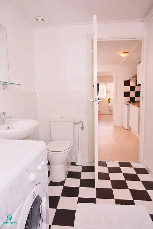 Just Stay - Spacious Apartment Heemskerkstraat Rotterdam