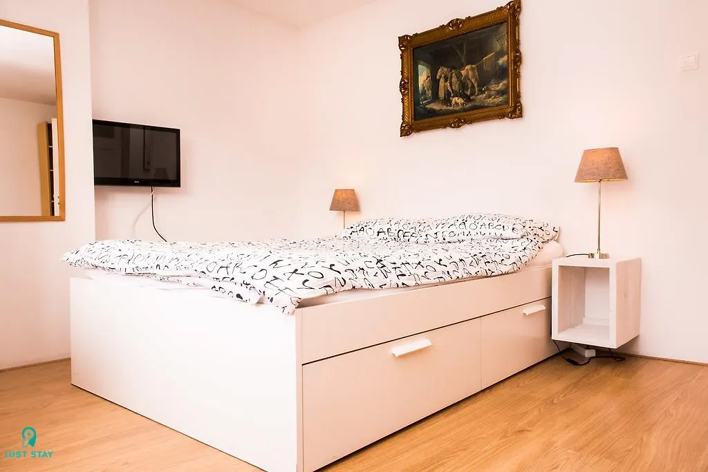 Just Stay - Spacious Apartment Heemskerkstraat Rotterdam